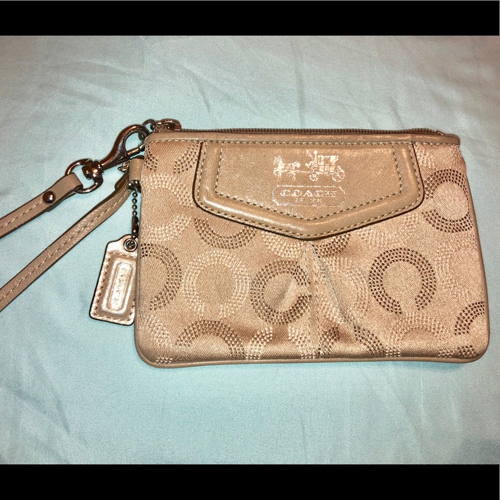 🌻 Wristlet